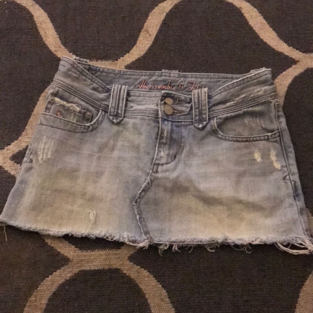 A and F Jean Skirt